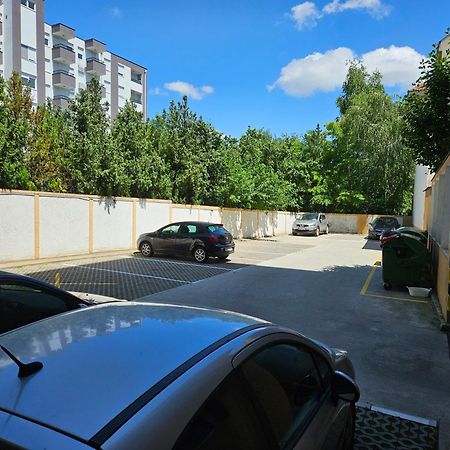 Kc Apartment Subotica Dış mekan fotoğraf