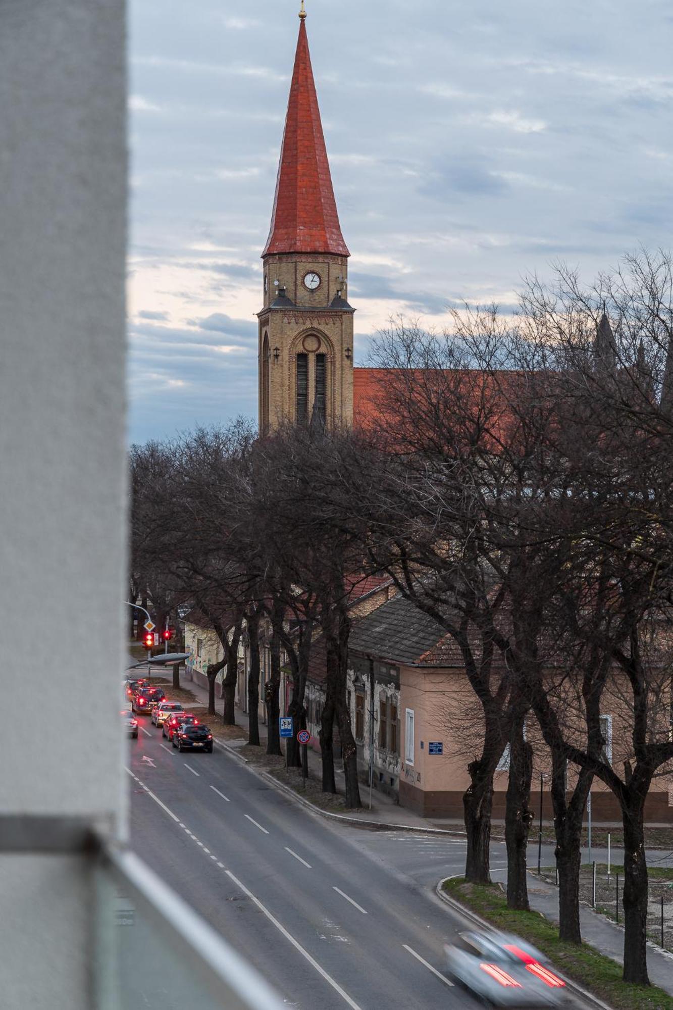 Kc Apartment Subotica Dış mekan fotoğraf